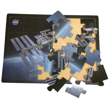NASA International Space Station - 24 Piece